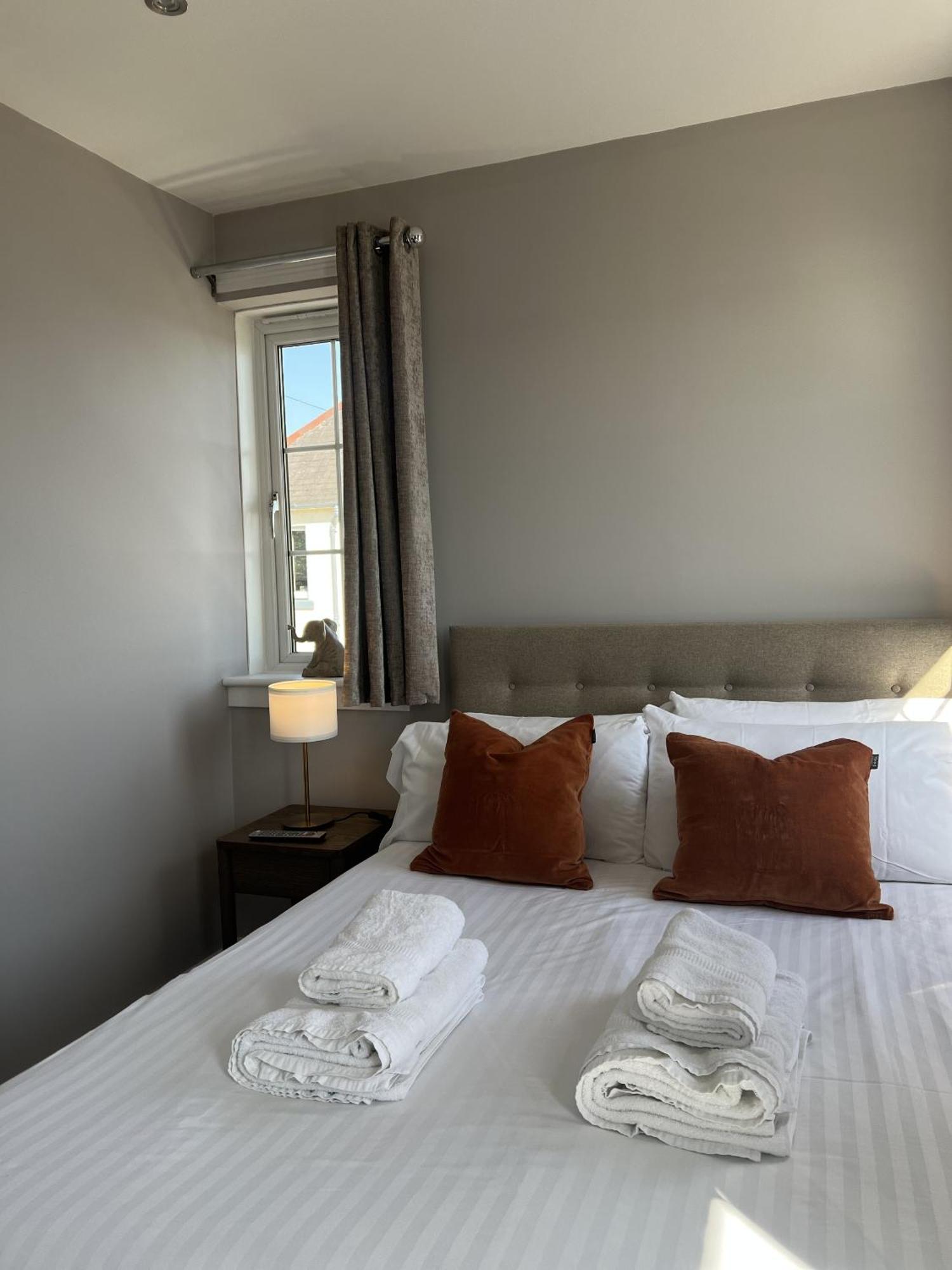 Tuckers Inn Invergordon Eksteriør billede