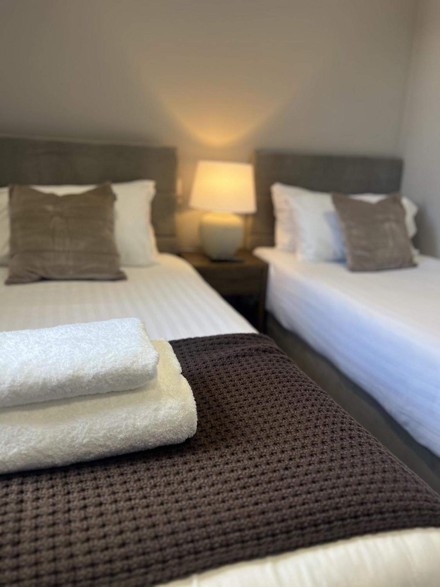 Tuckers Inn Invergordon Eksteriør billede